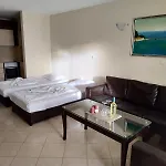 Sun Palace